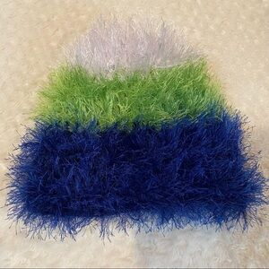 TINSEL/EYELASH yarn knit hat